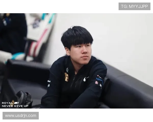 深度对话:陈伟如何在英雄联盟中追寻梦想与成长之路 深度对话:陈伟如何在英雄联盟中追寻梦想与成长之路