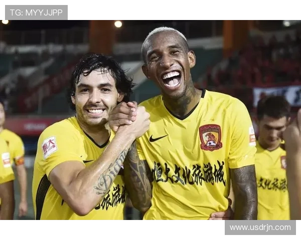 东方与恒大巅峰对决全场精彩回顾与赛后分析 东方与恒大巅峰对决全场精彩回顾与赛后分析