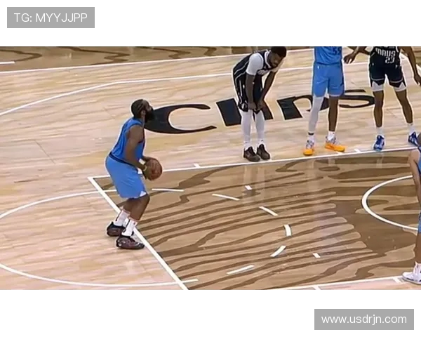 快船与独行侠今日对决期待精彩比赛与球星表现 快船与独行侠今日对决期待精彩比赛与球星表现