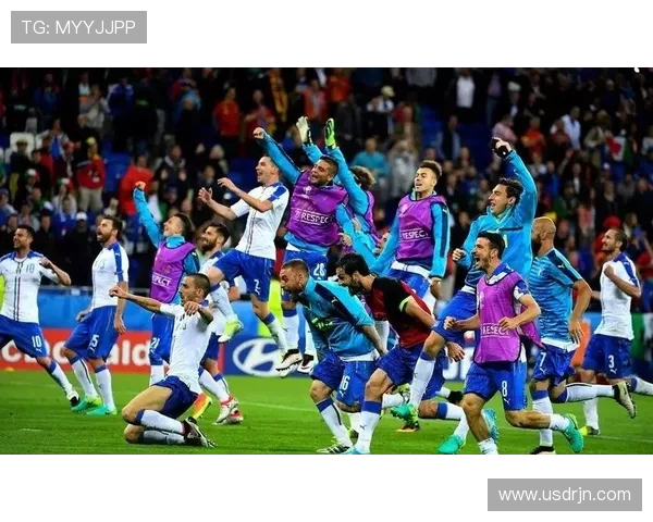 意大利与瑞典上半场精彩对决分析与战术解析