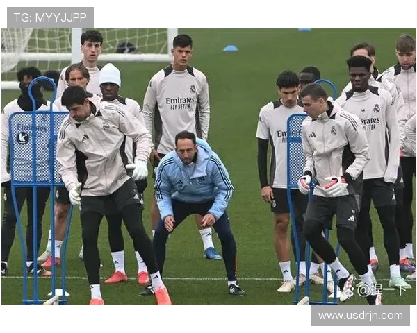 托特纳姆与利物浦激战正酣比分悬念不断球迷期待精彩瞬间 托特纳姆与利物浦激战正酣比分悬念不断球迷期待精彩瞬间