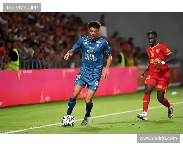 特鲁瓦与勒阿佛尔激战在即谁将赢得法乙赛场的荣耀之战