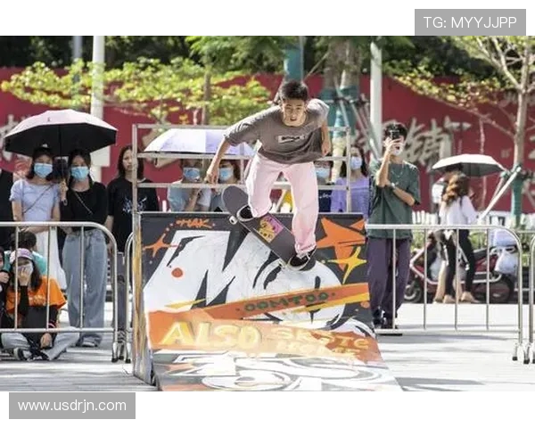 张丽专访：揭示滑板运动背后的成功秘诀与成长历程